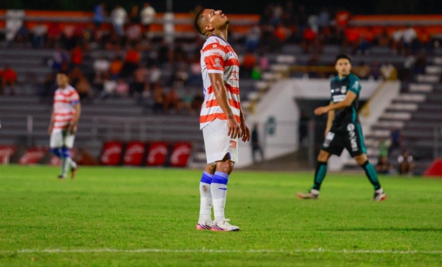Correcaminos cae hasta el cuarto
